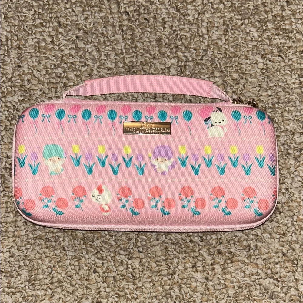 Hello Kitty SWITCH case - Picture 1 of 5